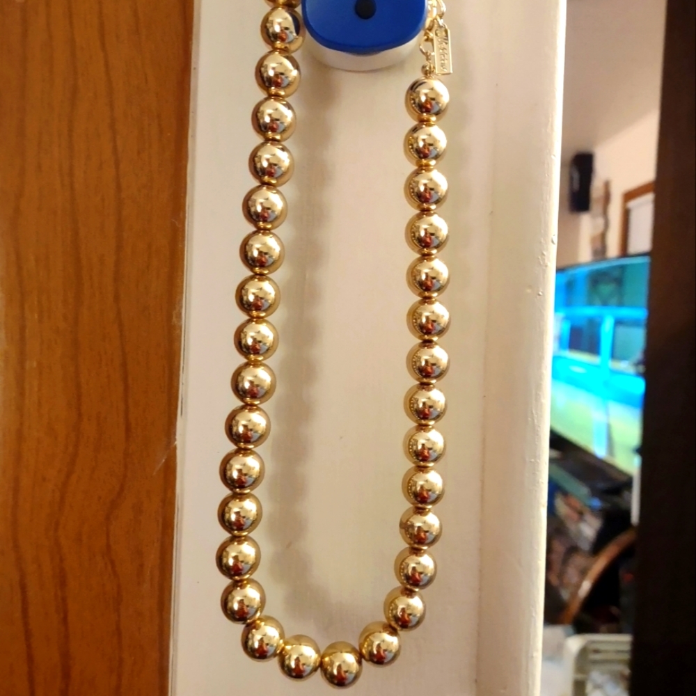 Sugar fix ,Chunky gold tone pearl Necklace  . Beautiful necklace
